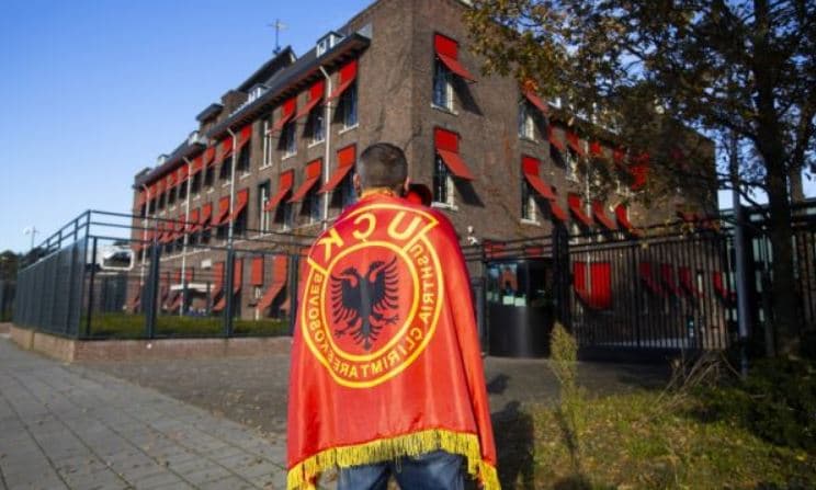 Më 16 korrik merret vendimi për mocionin e ish-krerëve të UÇK-së, OVL-UÇK ka një thirrje për Specialen
