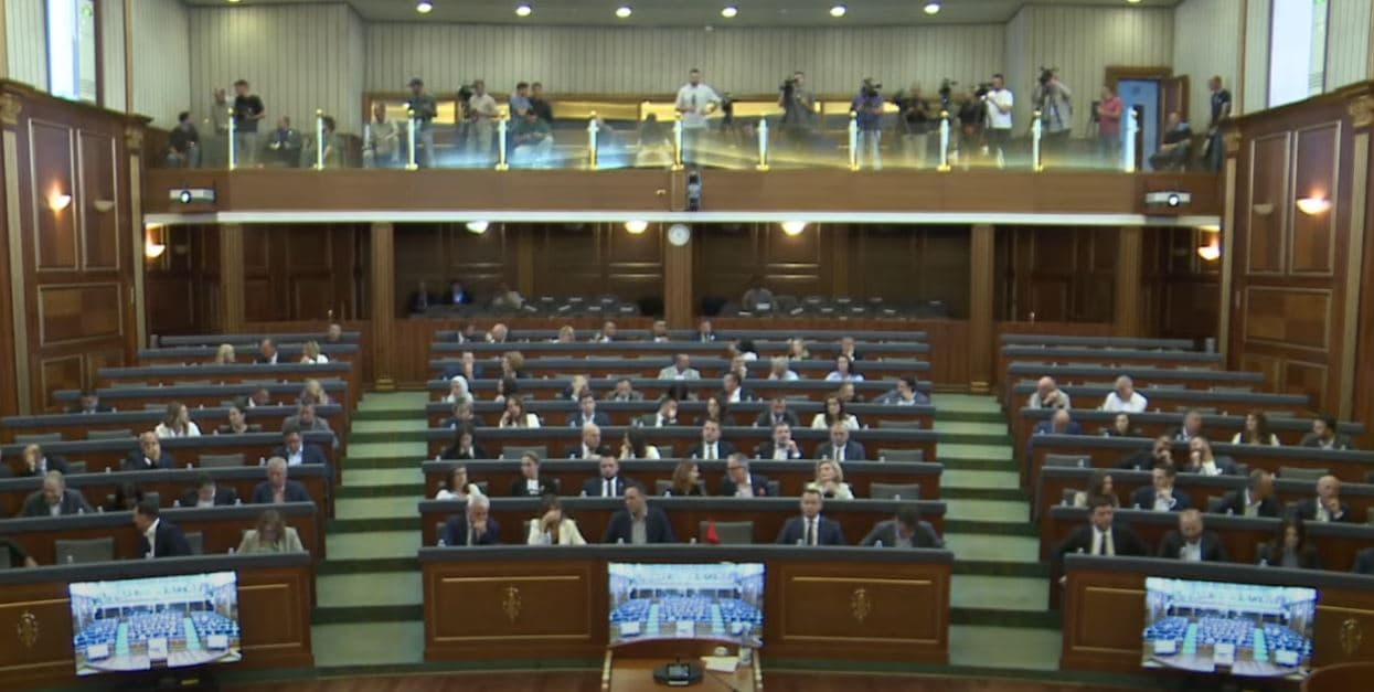Deputetët të dielën drejt Parlamentit – për herë të 46-të tentohet konstituimi i Kuvendit