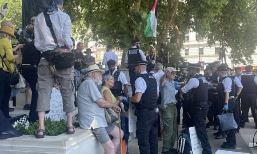 Protestuan në mbështetje të Palestinës, arrestohen mbi 70 persona në Britani