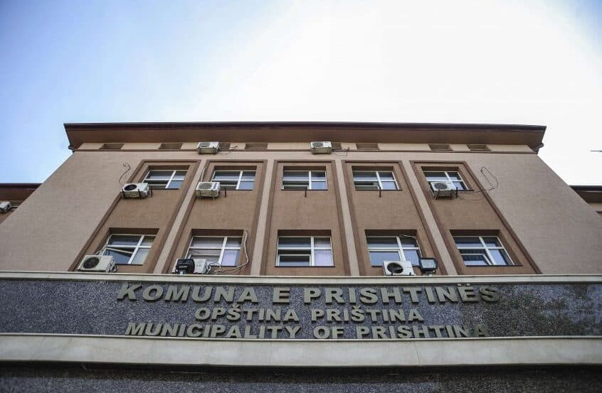 Ardhja e bashkatdhetarëve, zgjatet orari i shërbimeve komunale në Prishtinë