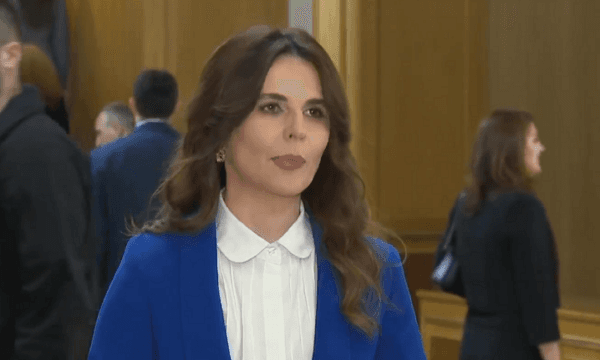 Çitaku: PDK nuk i nënshtrohet diktatit të liderit suprem