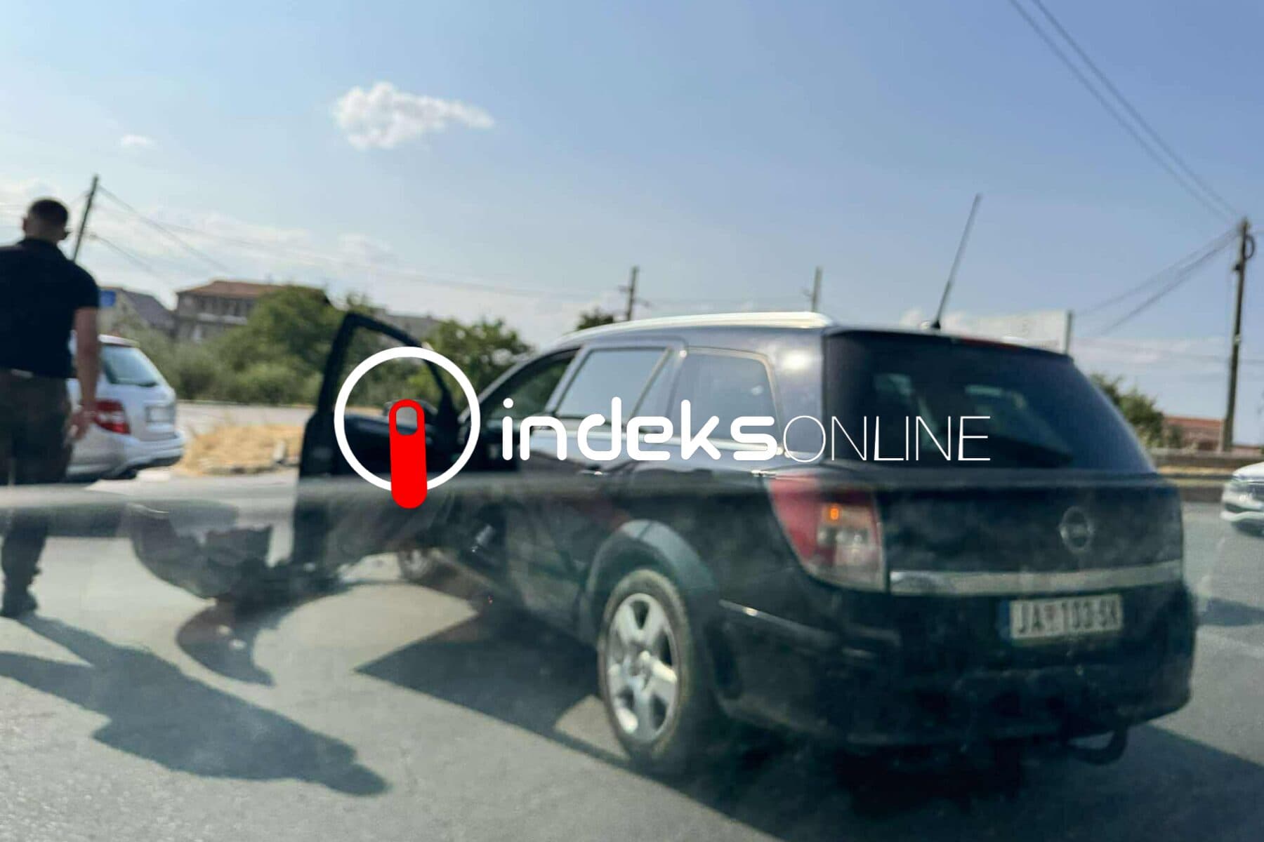 Aksident trafiku afër Lipjanit, përplasen dy automjete (Foto)