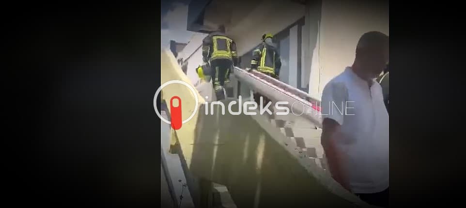 Personi që ra nga lartësia në hotelin “Grand” ishte duke pastruar xhamat