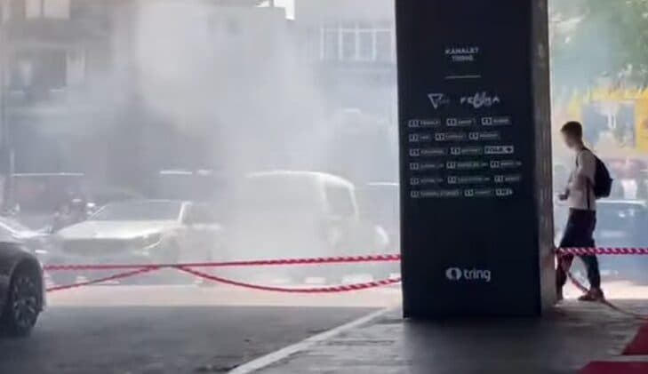 Merr flakë autoambulanca te hoteli “Grand”, ku vdiq 25 vjeçari që ra nga lartësia
