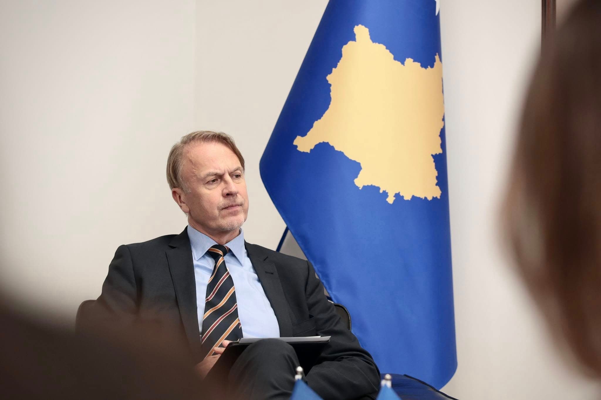 Sulmet e VV-së ndaj Gjyqësorit, Orav: Ndërhyrjet politike janë të papranueshme