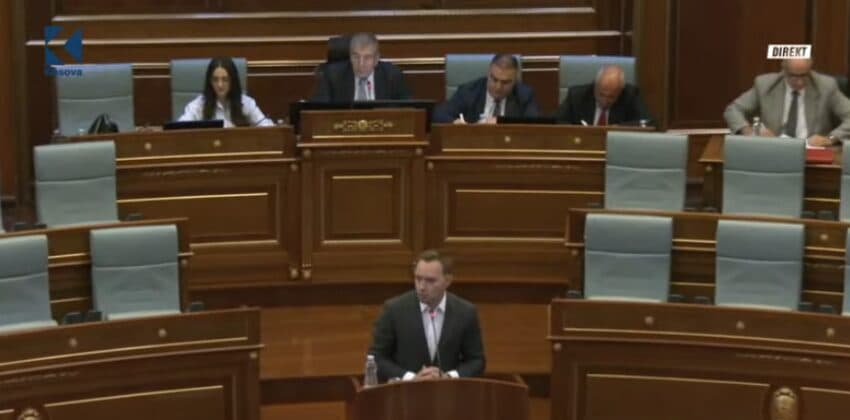 Zogaj: Vendi në krizë të thellë ekonomike dhe politike, e patolerueshme