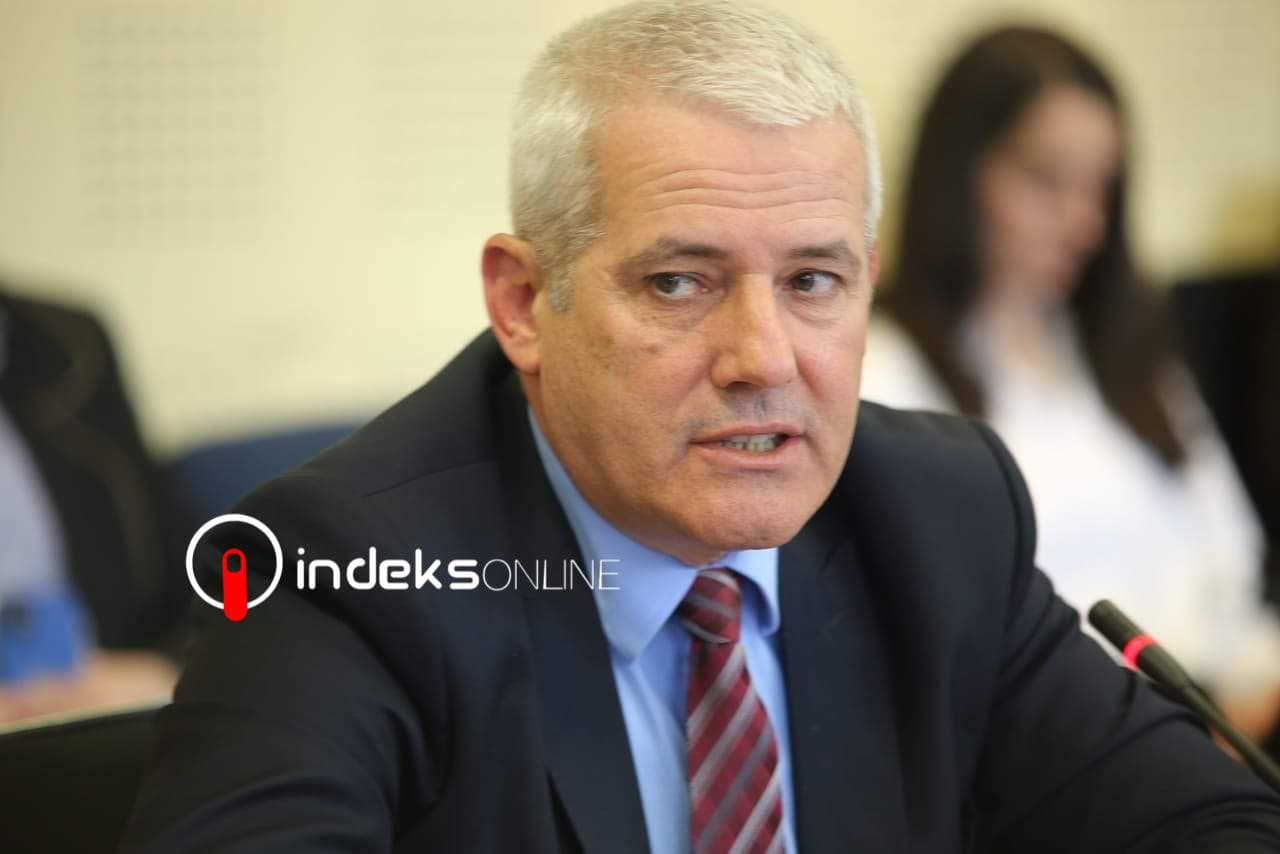 Sveçla pas arrestimit të spiunit serb: Po çmontohen me sukses rrjetet e spiunazhit në Kosovë