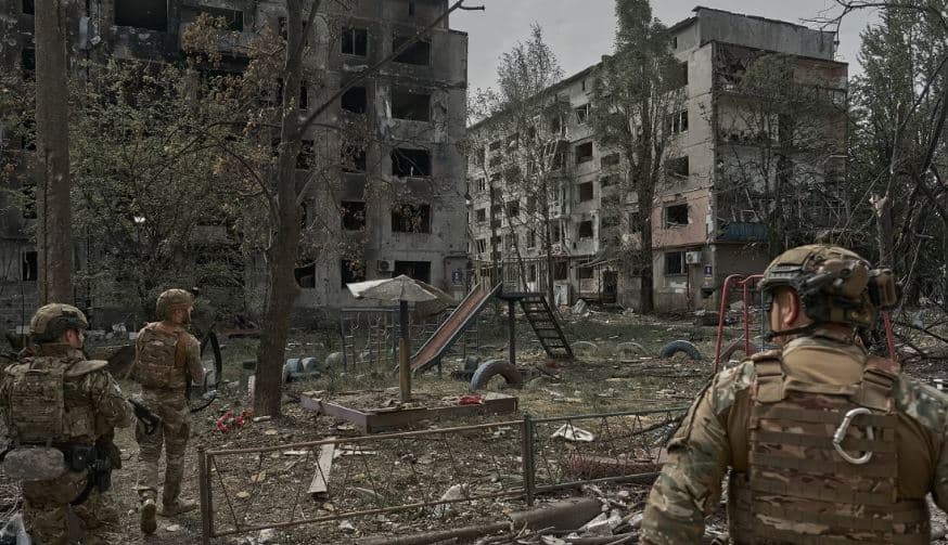 Rusia sulmon Ukrainën me qindra dronë dhe raketa, goditen rajonet e Odesës dhe ato pranë Detit të Zi