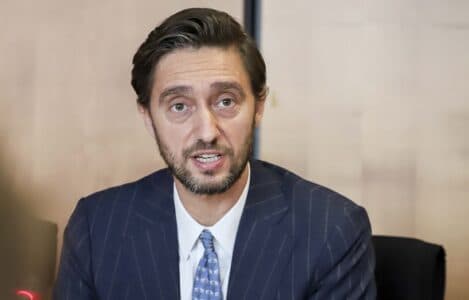 Uran Ismaili me ftesë për qytetarët, prezanton të mërkurën zgjidhjet për Prishtinën