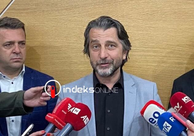 Tualete publike e kontenjerë nëntokësorë, Përparim Rama jep mijëra euro për tenderin e radhës (Dokument)