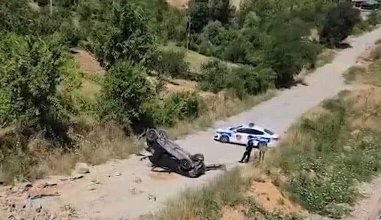 U nis për t’i shuar flakët, aksidentohet për vdekje Punonjësi i Zonave të Mbrojtura në Shqipëri