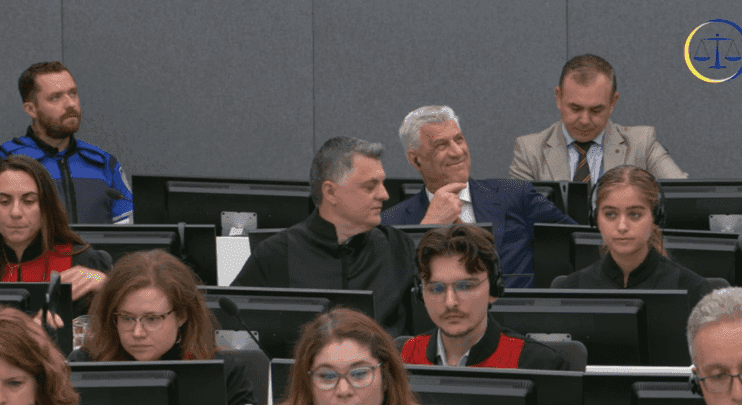 Mbrojtja e Thaçit dhe Krasniqit ka dorëzuar listën e dëshmitarëve dhe provat që do i përdorë për rastin e vet