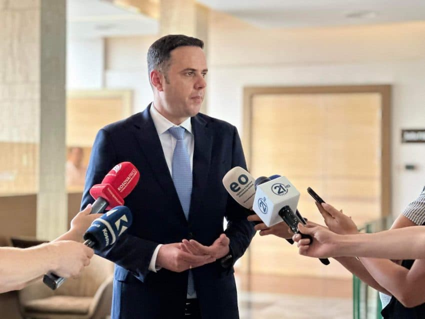 Abdixhiku: Vetëvendosjes t’i merret e drejta meqë për 30 ditë s’e përdori, t’i kalojë dikujt tjetër