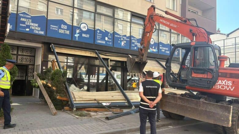 Vazhdon edhe sot aksioni për lirimin e hapësirave publike në Fushë Kosovë