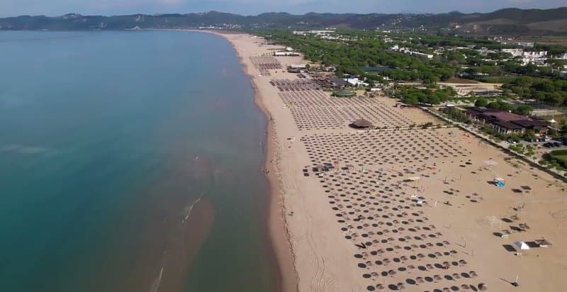 Humb jetën një 68-vjeçar në plazhin e Gjirit të Lalzit
