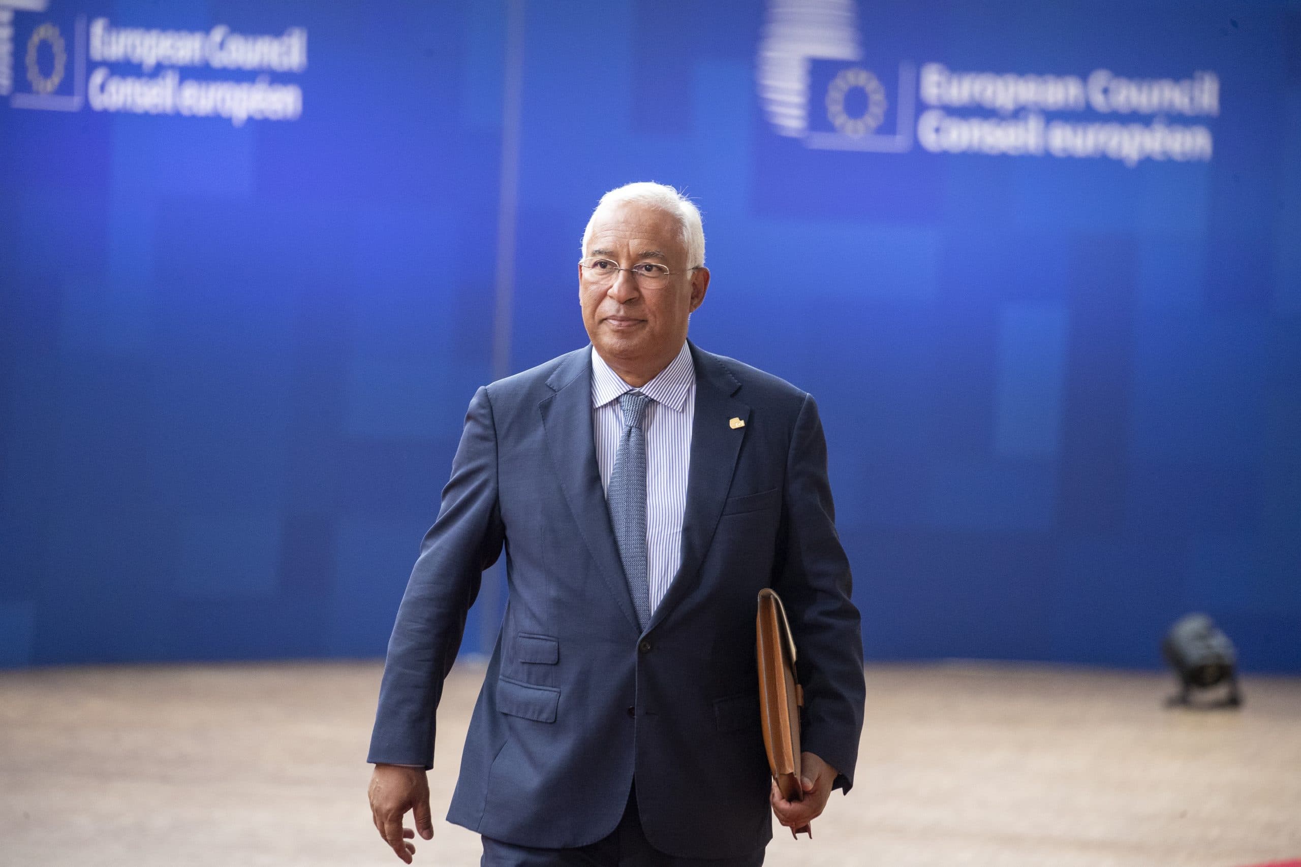 Costa siguron Kamberin: BE-ja po ndjek nga afër trajtimin e shqiptarëve në Serbi
