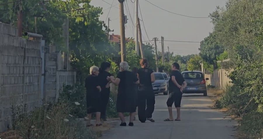 “Nuk më linte të argëtohesha!” Detaje nga krimi i rëndë në familje në Fier
