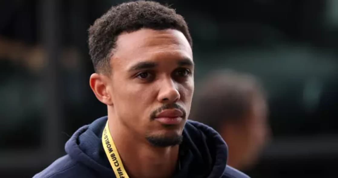 Tifozët e Liverpoolit i dërgojnë mesazh të qartë Trent Alexander-Arnold, kur përflitet transferi i Alexander Isak
