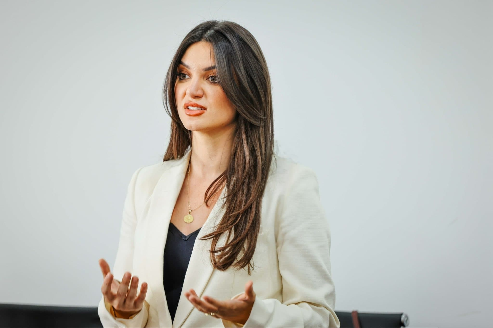 GUXO hyn me energji të re në garën për Prishtinën, Jeta Statovci jep sinjale