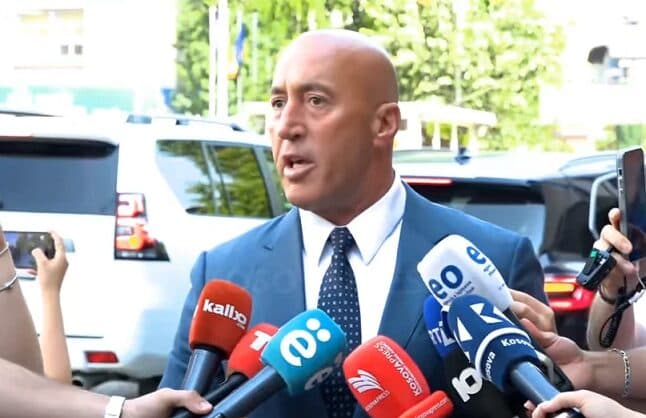 Haradinaj: Një Kosovë e një Parlament jemi peng të Kurtit, dyjavori i Kushtetueses jep shpresë se mund të ketë vendim final