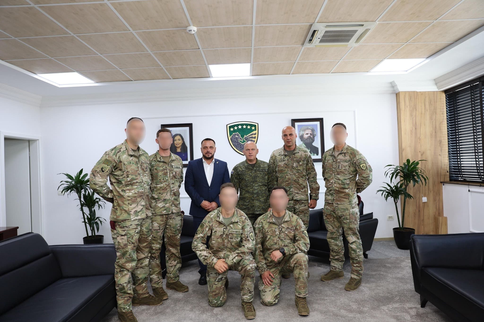 Gjashtë ushtarë të FSK-së përfundojnë me sukses kursin për forcat speciale