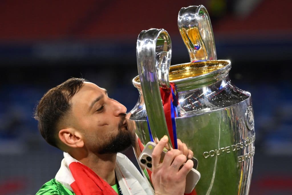 Galatasaray nuk ndalet tek Osimheni, e dëshiron edhe Donnarumman