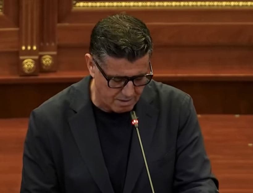 Haziri: Ata mund të udhëheqin partinë e tyre kështu, por jo Republikën e Kosovës