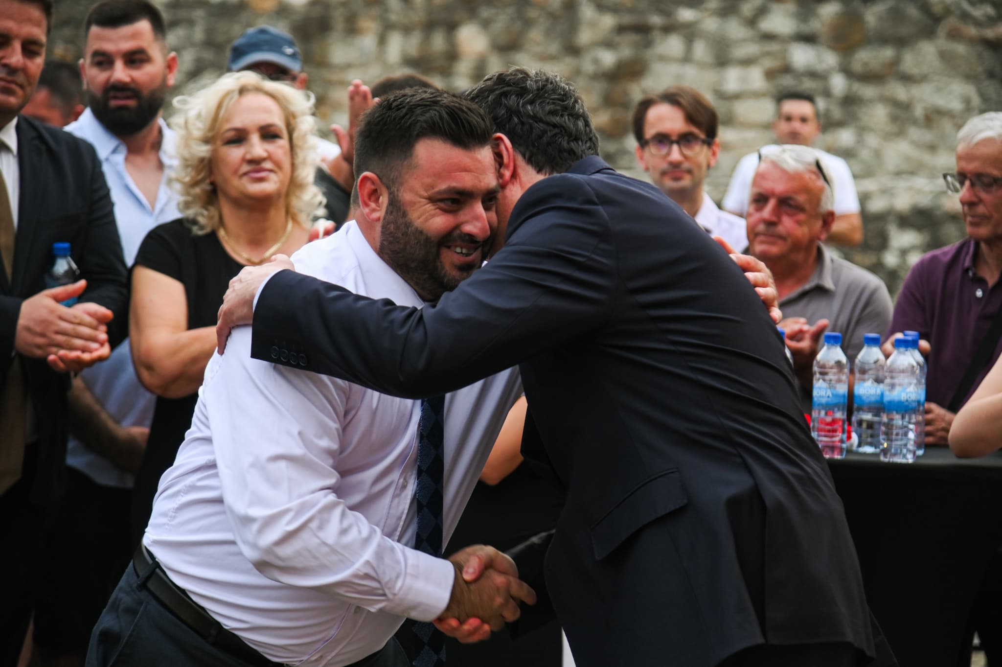 Vetëvendosje zyrtarizon kandidatin për Vushtrri