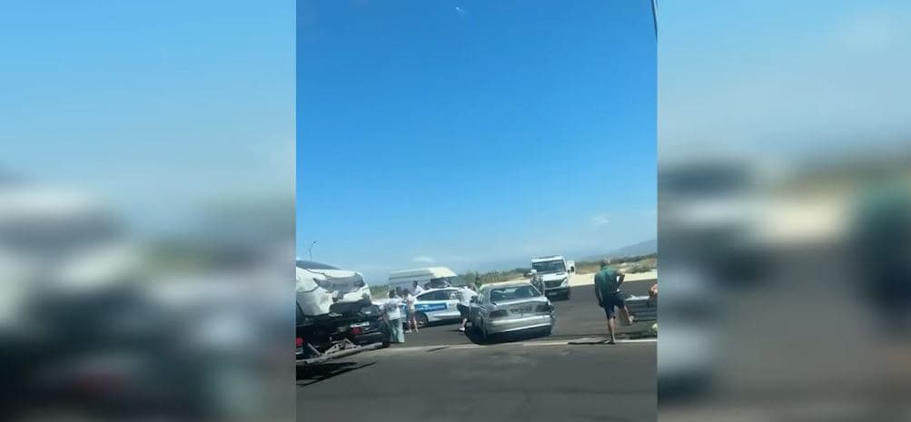 Aksident zinxhiror në autostradën Lushnje – Fier, përfshihen 6 automjete
