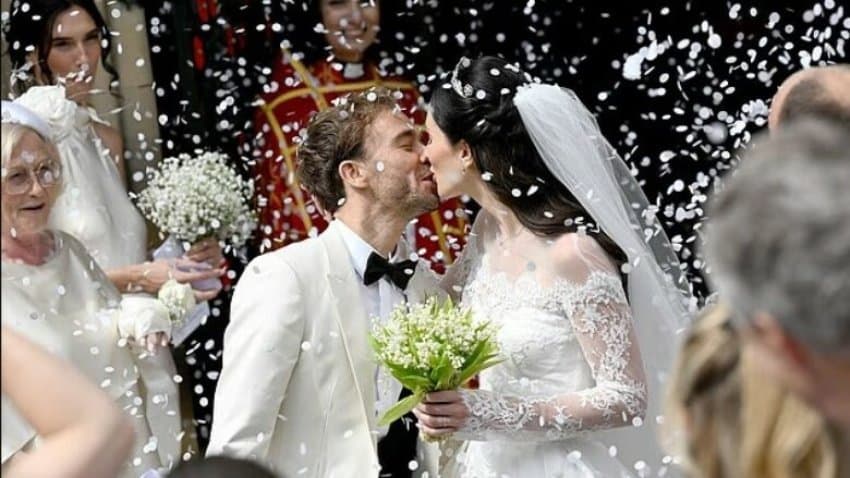 Martohet ylli i “Coronation Street”