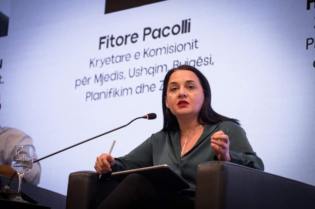 Strategji për “fitore”, Pacolli i quan sulme të “organizuara”, “mirëkoordinuara” dhe plane për ta “thyer” akuzat se familjarët i përfituan nga pushteti