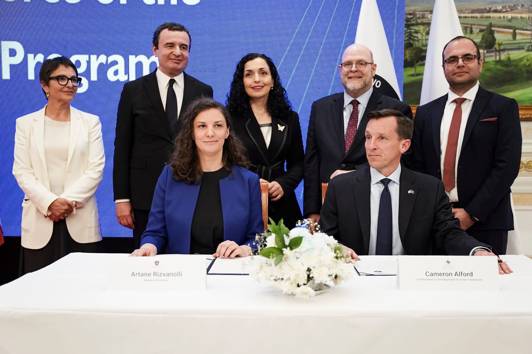 Kurti ia humb meritat Osmanit: I vjen zor të thotë se presidentja bëri kërkesë të vazhdohet programi i MCC