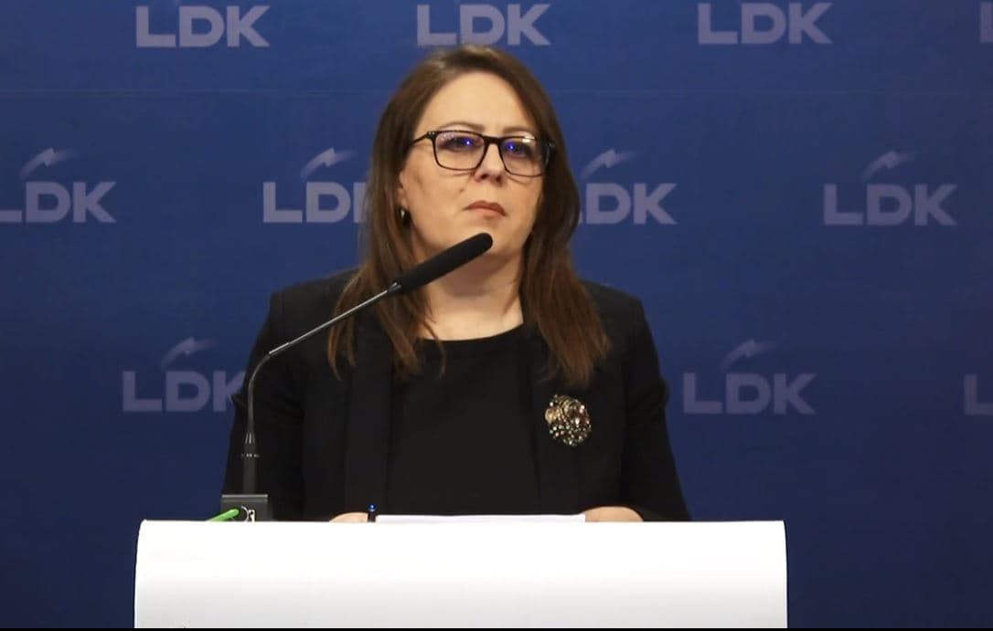 Bajrami: ZRrE-ja ta pezullojë vendimin në përputhje me vendimet e Gjykatës, ndryshe, Prokuroria duhet të zbarkojë në zyret e tyre