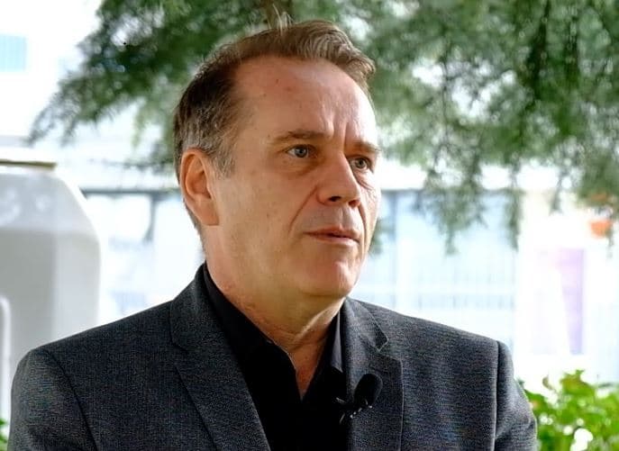 Arifi: Këshilltari i Kurtit shet rrymë, thotë “kush vjen i pari e ka ma lirë”