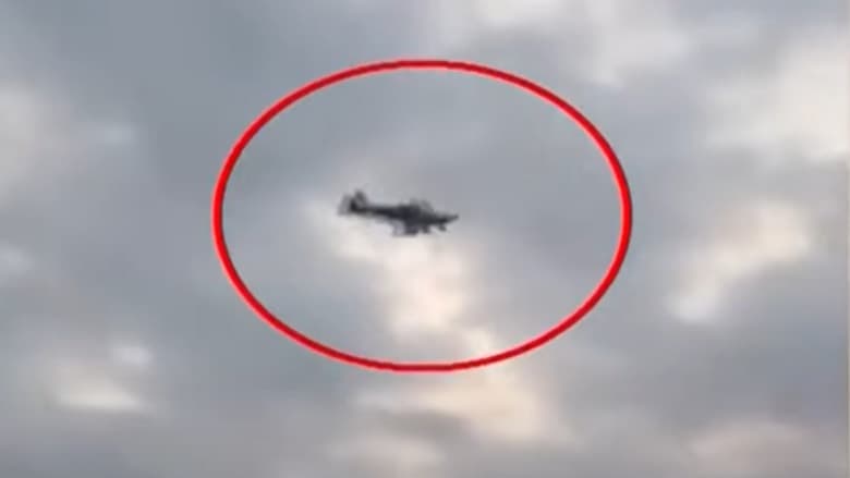 Aeroplani rrëzohet në momentin që ajo thotë “Po”- propozimi për martesë përfundon në katastrofë