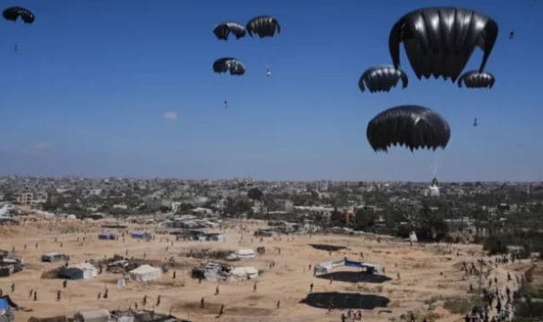 Franca, Gjermania dhe Spanja dërgojnë ndihma në Gaza nga ajri