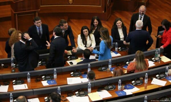 Zyrtari i Friedrich Ebert Stiftung: Kushtetuesja pritet t’i sqarojë pasojat e moskonstituimit dhe hapat drejt tij