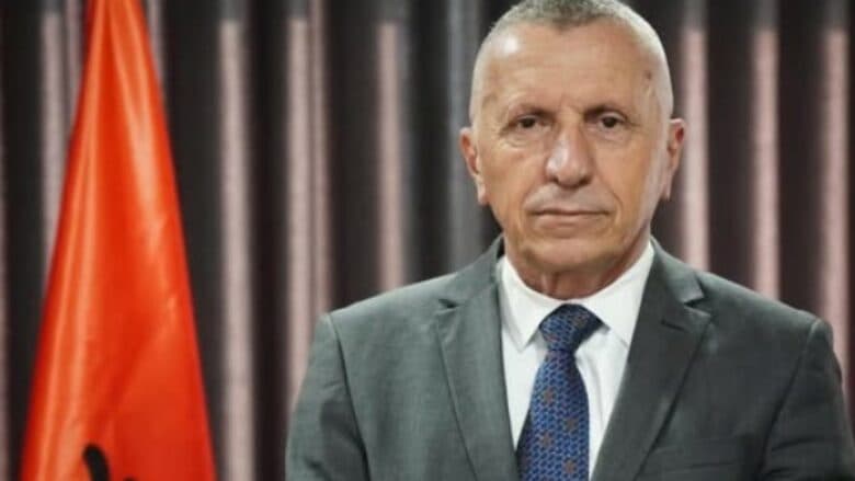 Kamberi padit Brnabiqin për nxitje të urrejtjes fetare dhe racore