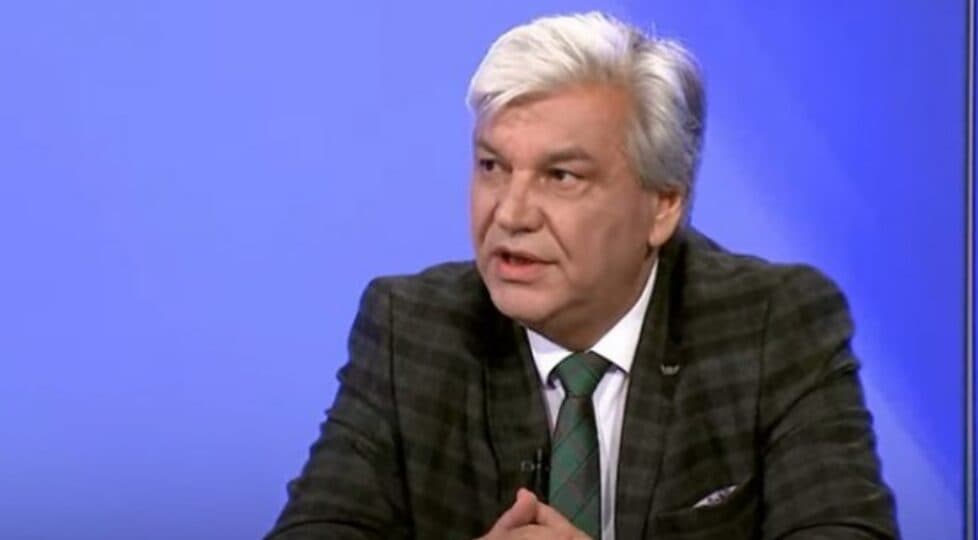 “Zgjedhje të jashtëzakonshme”, Kryeziu tregon tre skenarët e mundshëm pas vendimit që pritet të marrë Kushtetuesja