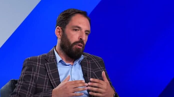 Shala: Shqiptarët e Maqedonisë më shumë reagojnë kur u preket feja, sesa ndjesia kombëtare (