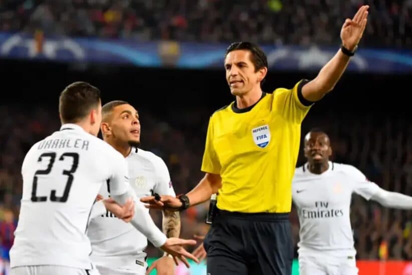 Gjyqtari i njohur turk njofton pensionimin e tij, kishte referuar ndeshjen e famshme Barcelona-PSG