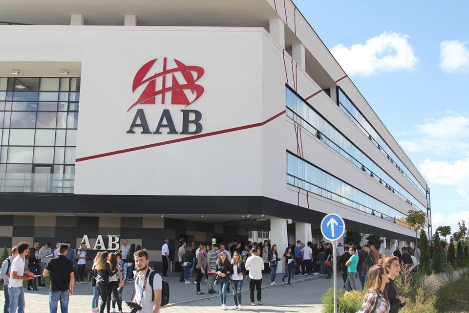 Ne jemi liderë! – Krijim i jashtëzakonshëm me AI nga studentët e shkencave kompjuterike të kolegjit AAB