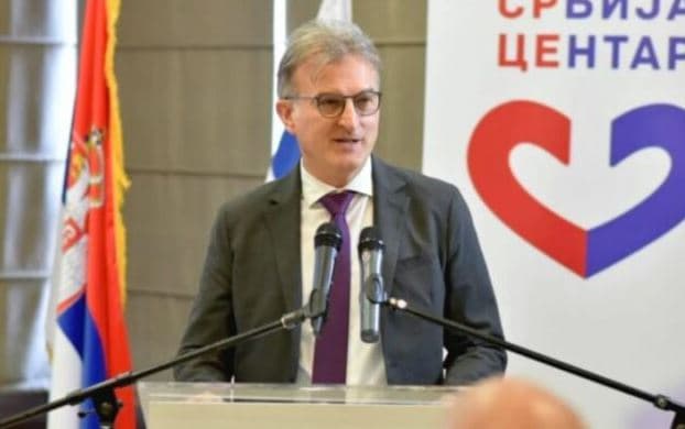 Partia serbe “SRCE”: Pranimi i fajësisë i Popoviqit, dëshmi që politika e Vuçiqit po shpërbëhet