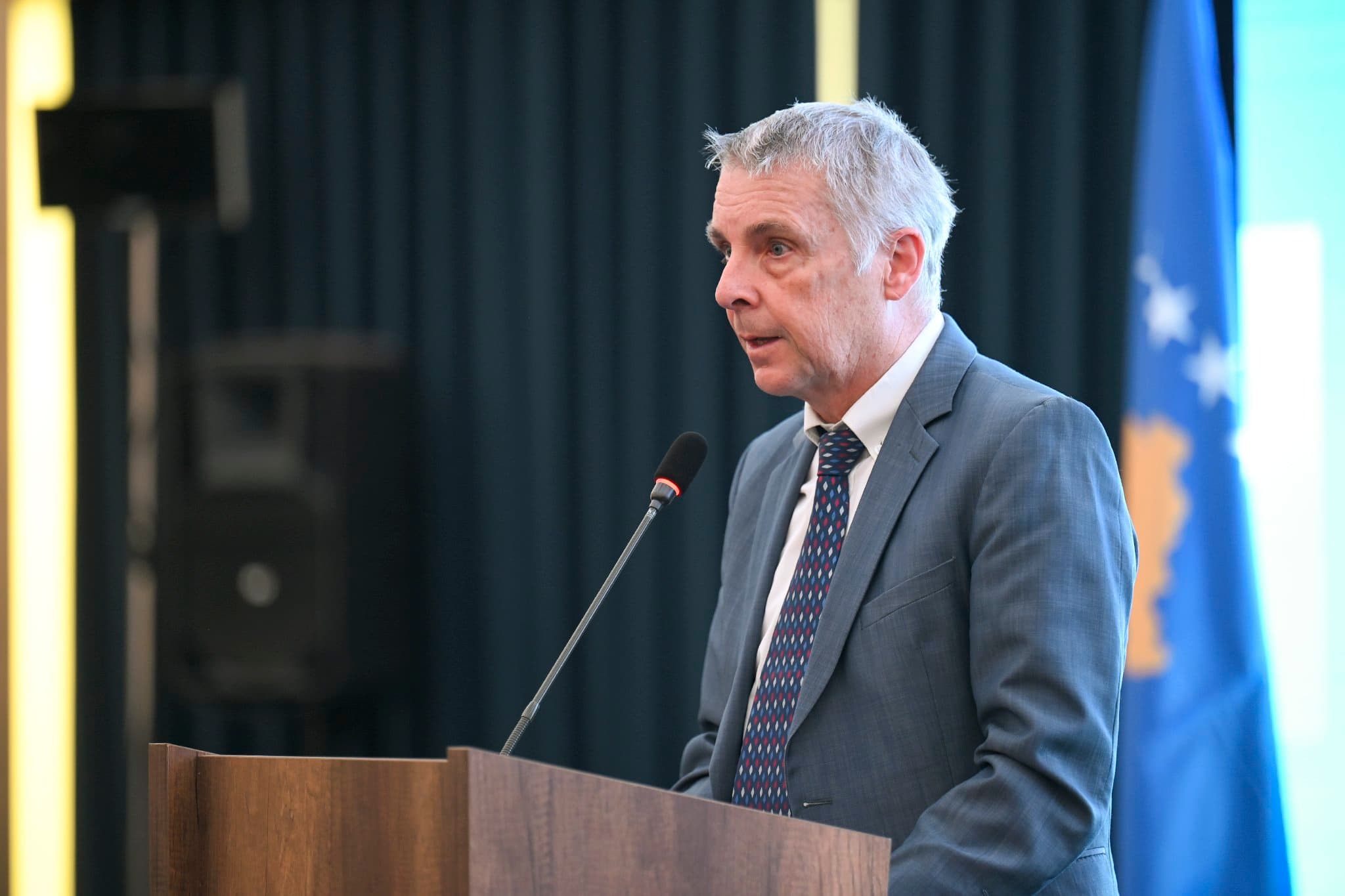 Ambasada Gjermane në Kosovë kërkon zgjidhje të shpejtë dhe kompromis mes partive pas vendimit të Kushtetueses