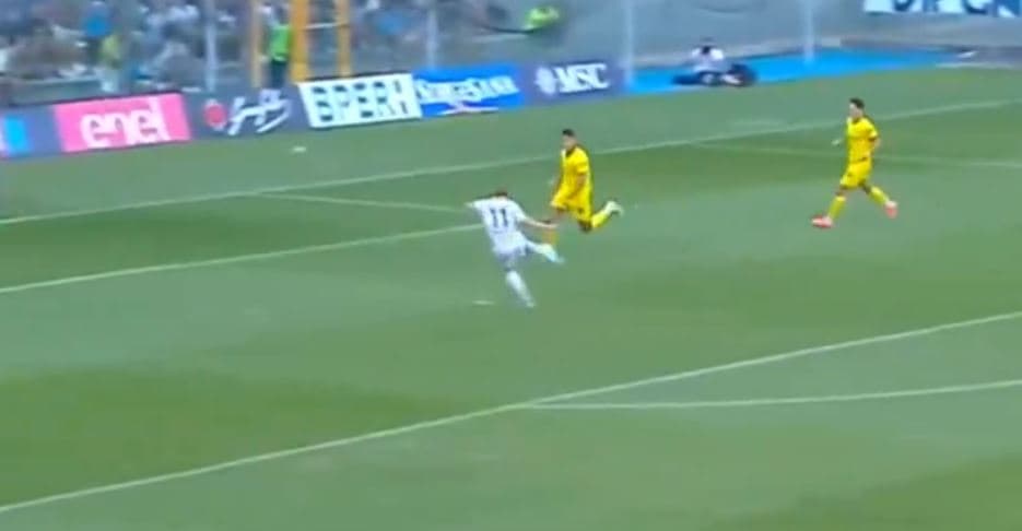 Kevin de Bruyne tregon klasin e tij, shënon golin e parë me fanellën e Napolit
