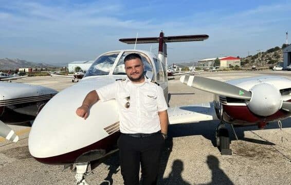 Piloti kosovar në qiellin ndërkombëtar, Lirik Qerimi licensohet për Boeing 737