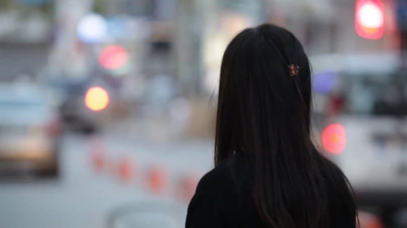 “Problematike kur një çikë i refuzon”: Çka (nuk) mësojnë djemtë në Kosovë për pëlqimin?
