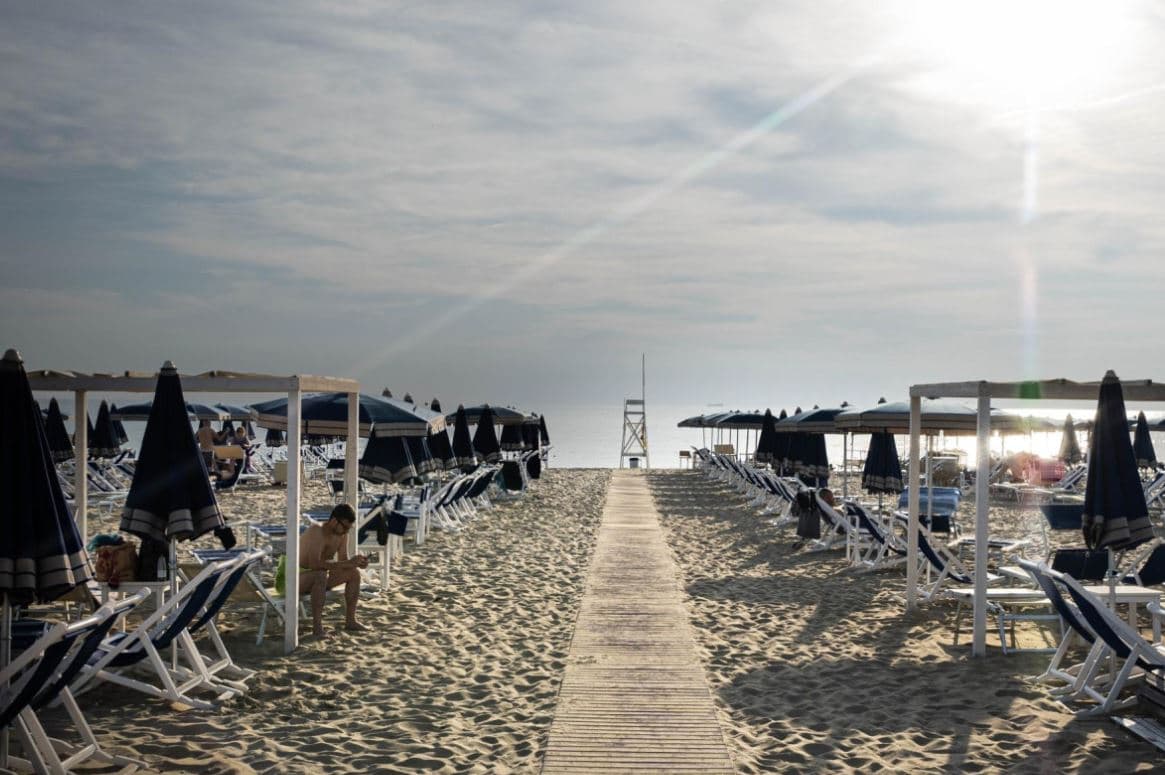 Italia në krizë turistike, plazhet janë bosh…