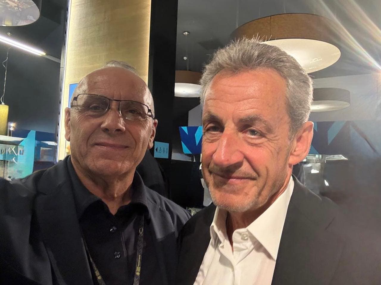 Agim Ademi ndjek Superkupën e Evropës në Itali, takohet me ish-Presidentin e Francës, Nicolas Sarkozy