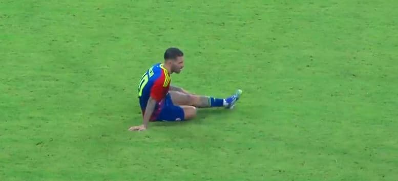 Ankohen kroatët, futbollisti i Hajdukut ishte i shtrirë në fushë kur Dinamo shënoi golin e fitores